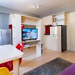 The Perfect One-bedroom Maisonette In By Flat Mаnager *