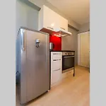 The Perfect One-bedroom Maisonette In By Flat Mаnager *