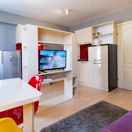 The Perfect One-bedroom Maisonette In By Flat Mаnager *