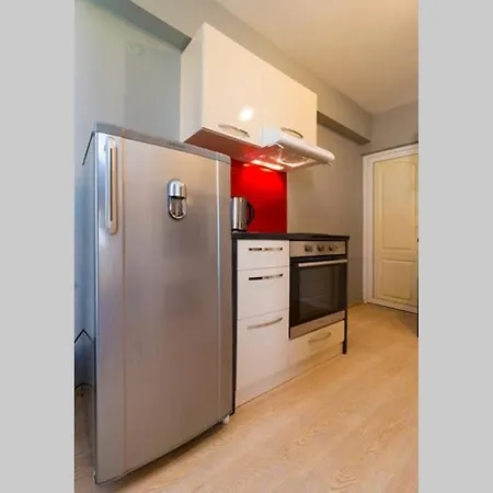 The Perfect One-bedroom Maisonette In By Flat Mаnager *