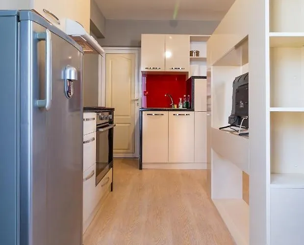 The Perfect One-bedroom Maisonette In By Flat Mаnager *